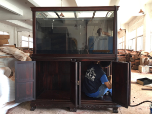 龍威魚缸定制上門安裝